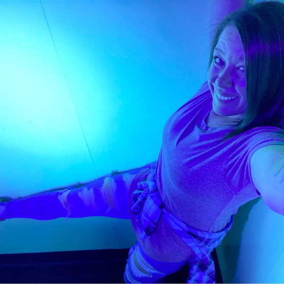 Meet your Posher, Jessica - Picture 8 of 8